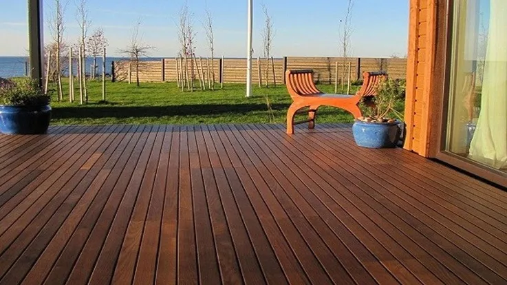 چوب ترمو وود(چوب فراوری شده)Thermowood (processed wood)
مجموعه تولیدی سیدوس اولین وتنها مجموعه تولید ترمو وود در ایران