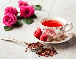 چای گلسرخ و 13خاصیت دمنوش آن Rosehip tea and its 13 properties مجموعه تولیدی سیدوس ,تولید کننده گلدان پلاستیکی سیدوس