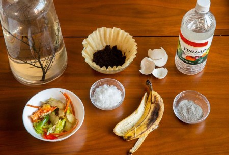 احیای گیاهان آپارتمانی پژمرده با کود خانگیRevive wilted houseplants with homemade fertilizer
مجموعه تولیدی سیدوس ,تولید کننده گلدان پلاستیکی سیدوس ,بیش از 120نوع, اعم از گلدان استوانه ای پلاستیکی سیدوس,گلدان الماسی پلاستیکی سیدوس,گلدان مربعی پلاستیکی,گلدان مثلثی پلاستیکی,گلدان گرد پلاستیکی ,باکس مستطیلی,در اندازه های کاکتوسی تا درختچه ای