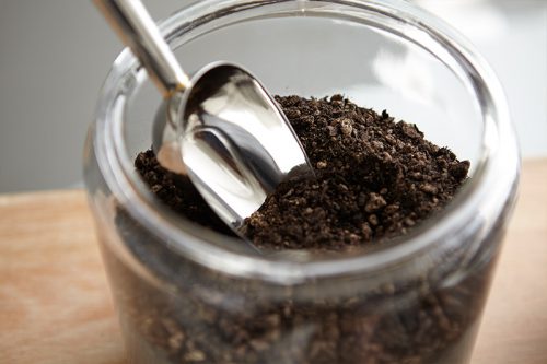 تراریوم ( Terrarium ) کلمه ای لاتین تشکیل شده از دو قسمت Terra به معنی خاک و زمین و Rium به معنی پسوند مکان است و می‌توان این عبارت را به نمایشگاه جانداران خشکی ترجمه کردگلدان پلاستیکی  Plastic pot,  plastic vase مجموعه تولیدی سیدوس ,تولید کننده گلدان پلاستیکی سیدوس ,بیش از 120نوع, اعم از گلدان استوانه ای پلاستیکی سیدوس,گلدان الماسی پلاستیکی سیدوس,گلدان مربعی پلاستیکی,گلدان مثلثی پلاستیکی,گلدان گرد پلاستیکی ,باکس مستطیلی,در اندازه های کاکتوسی تا درختچه ای